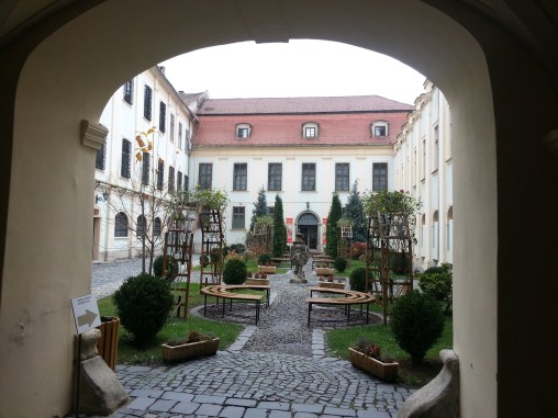 Brukenthal - grădină interioară