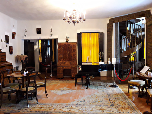 Casa-Memoriala-George-Enescu-Sinaia---salon