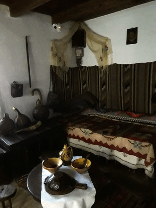 Bojdeuca-Creanga_interior