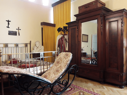 Muzeu-Codreanu_dormitor